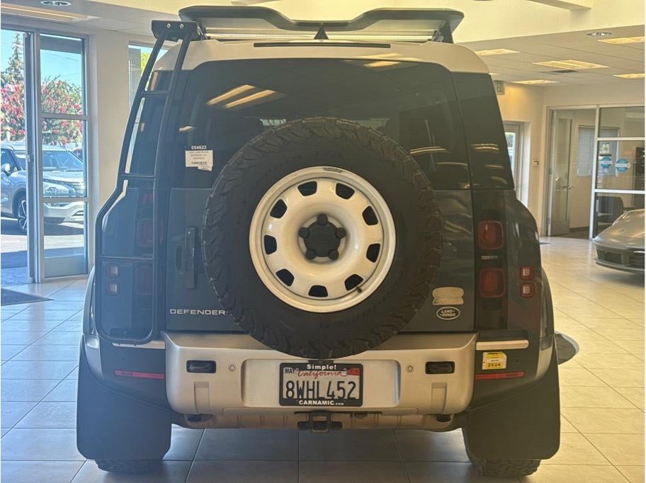 2021 Land Rover Defender 110 S Sport Utility 4D