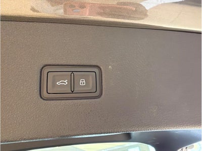 2025 Audi Q8 55 TFSI Premium Sport Utility 4D
