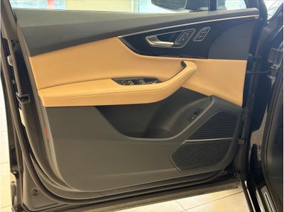 2024 Audi Q7 45 TFSI Premium Plus Sport Utility 4D