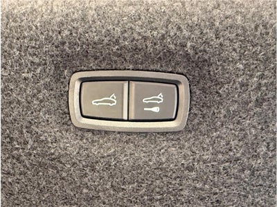 2022 Porsche Taycan Sedan 4D