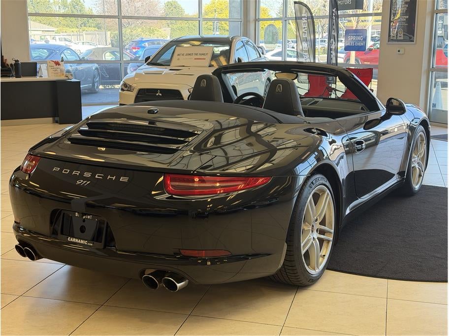 2014 Porsche 911 Carrera Cabriolet 2D