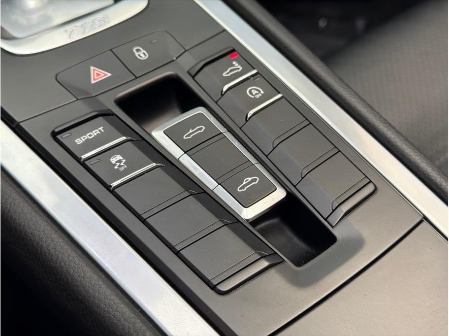 2017 Porsche 718 Boxster S Roadster 2D