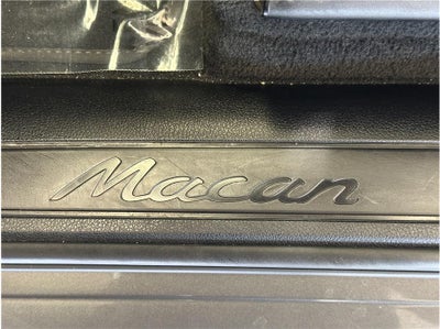 2018 Porsche Macan Sport Edition Sport Utility 4D