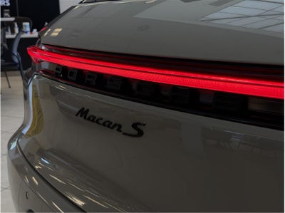 2021 Porsche Macan S Sport Utility 4D