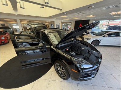 2021 Porsche Cayenne S Sport Utility 4D