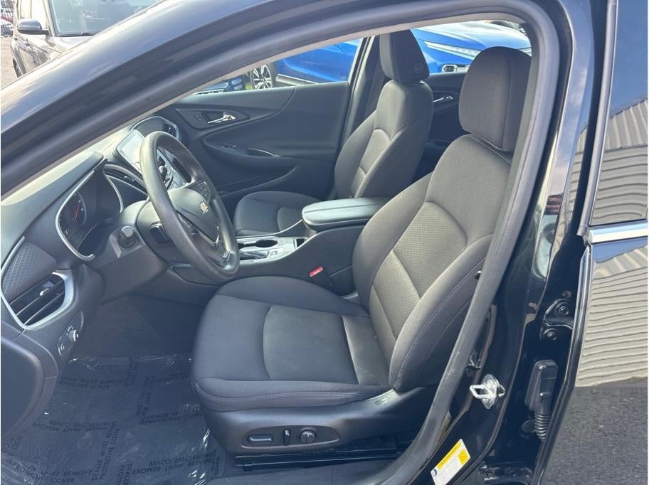 2023 Chevrolet Malibu 1LT Sedan 4D