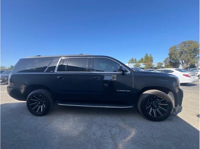 2017 GMC Yukon XL SLT Sport Utility 4D