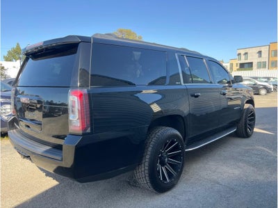 2017 GMC Yukon XL SLT Sport Utility 4D