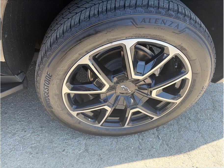 2025 Chevrolet Suburban RST Sport Utility 4D