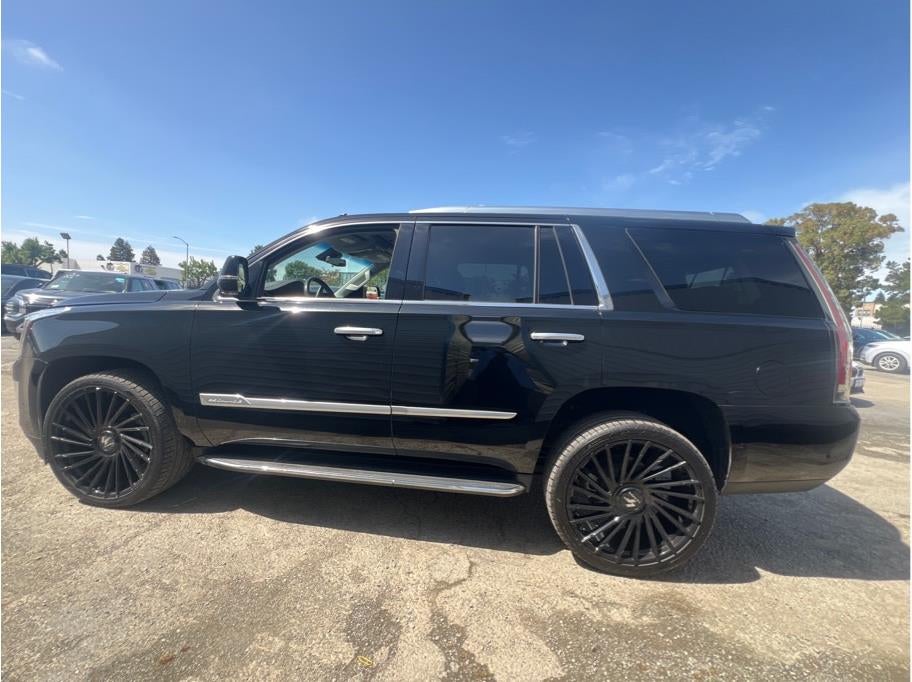 2018 Cadillac Escalade Luxury Sport Utility 4D