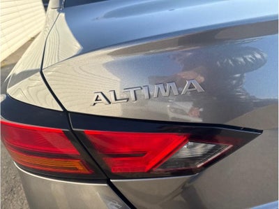 2023 Nissan Altima 2.5 SV Sedan 4D