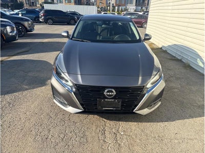 2023 Nissan Altima 2.5 SV Sedan 4D
