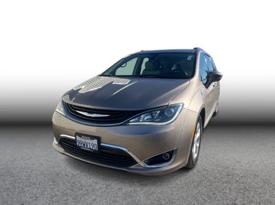 2018 Chrysler Pacifica Hybrid Touring L Minivan 4D
