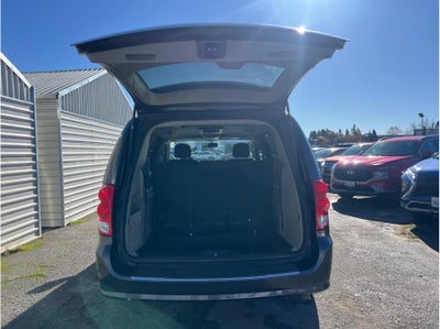 2017 Dodge Grand Caravan Passenger SE Minivan 4D