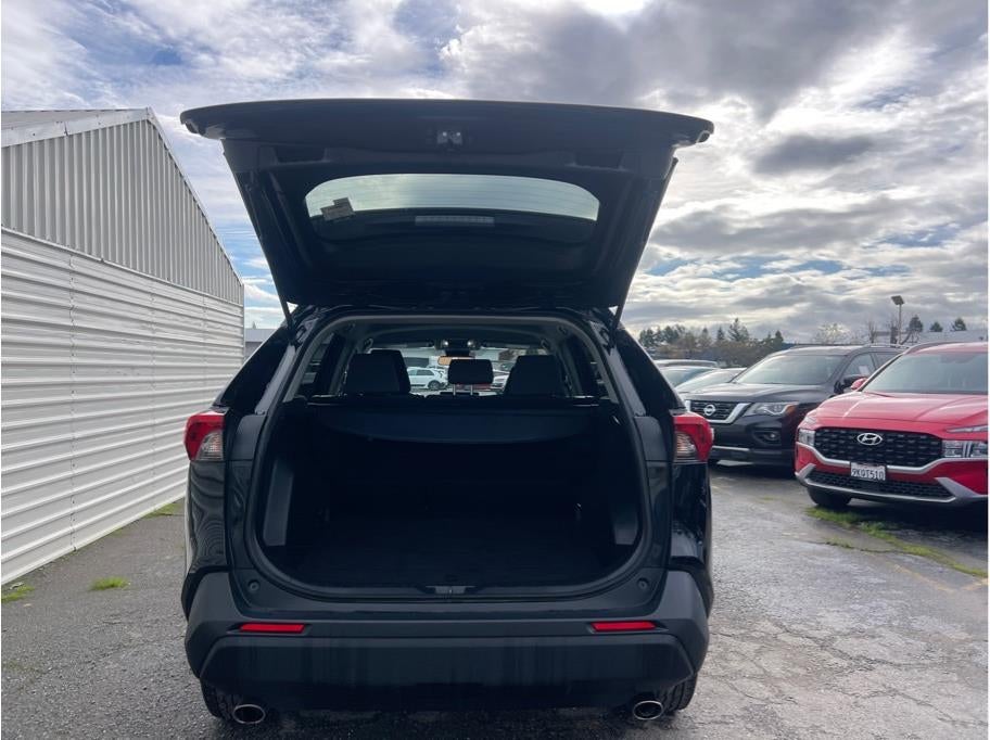 2024 Toyota RAV4 XLE Sport Utility 4D