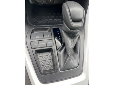 2024 Toyota RAV4 XLE Sport Utility 4D