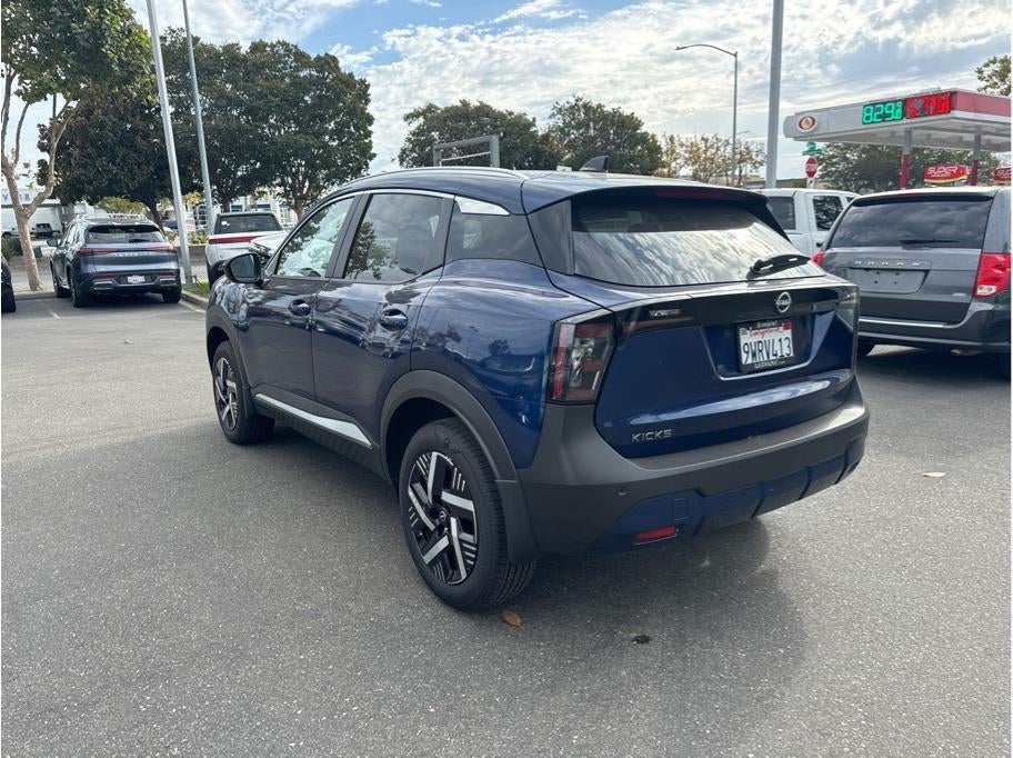 2026 Nissan Kicks SV Sport Utility 4D