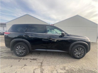 2024 Nissan Pathfinder S Sport Utility 4D