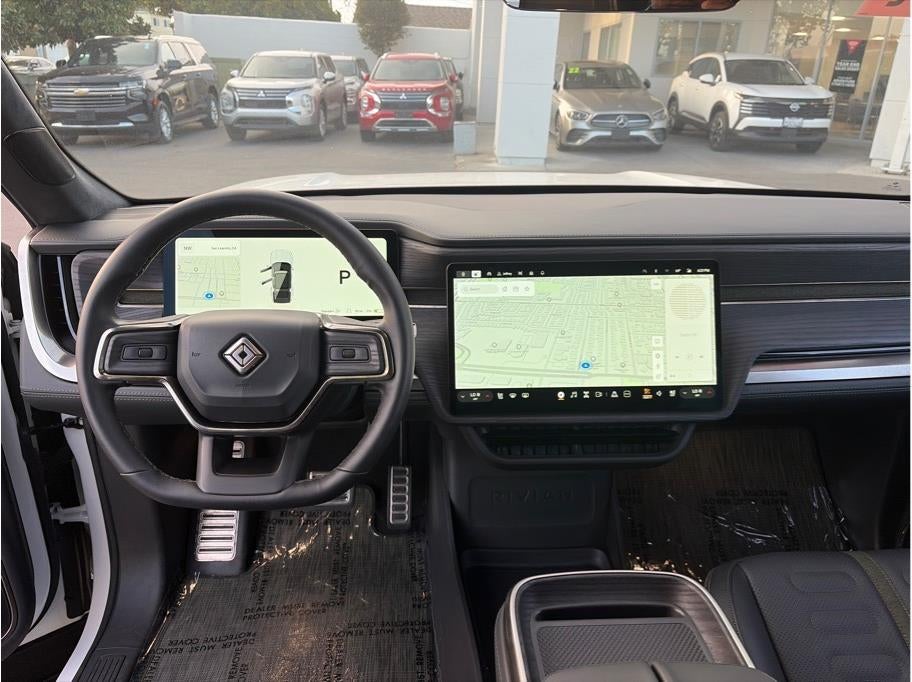 2024 Rivian R1S Quad Large Sport Utility 4D