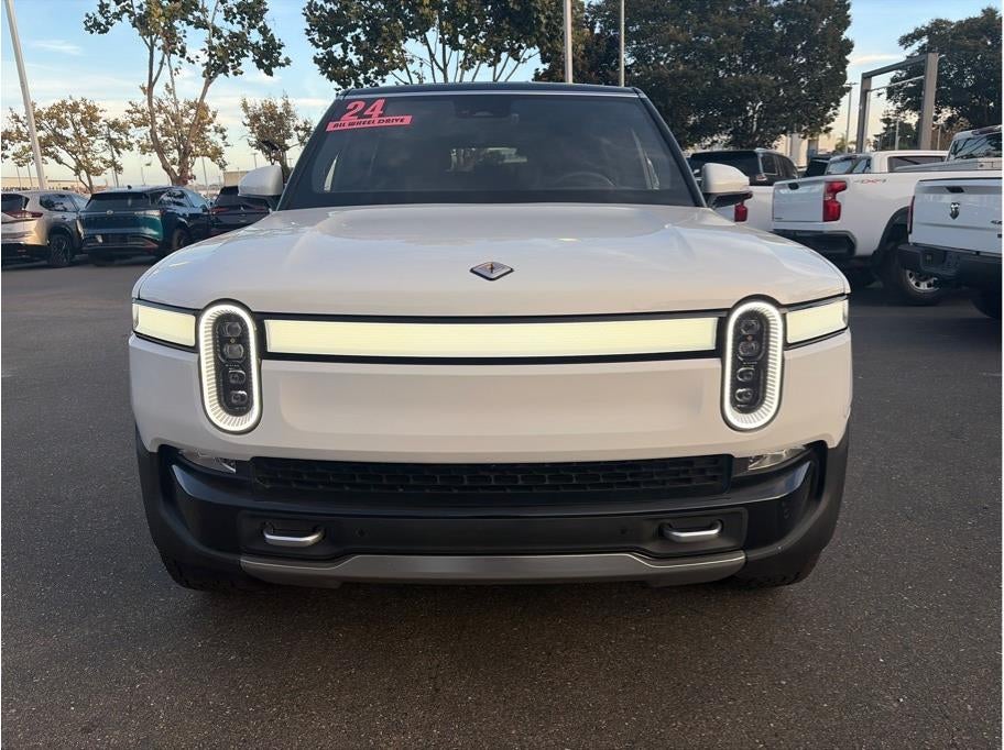 2024 Rivian R1S Quad Large Sport Utility 4D