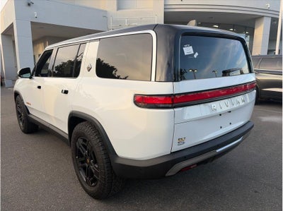 2024 Rivian R1S Quad Large Sport Utility 4D