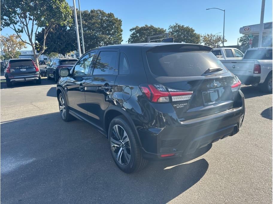 2027 Mitsubishi Outlander Sport ES Sport Utility 4D