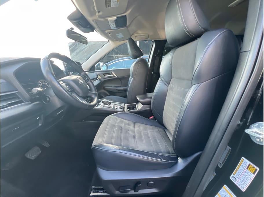 2022 Mitsubishi Outlander SE Sport Utility 4D