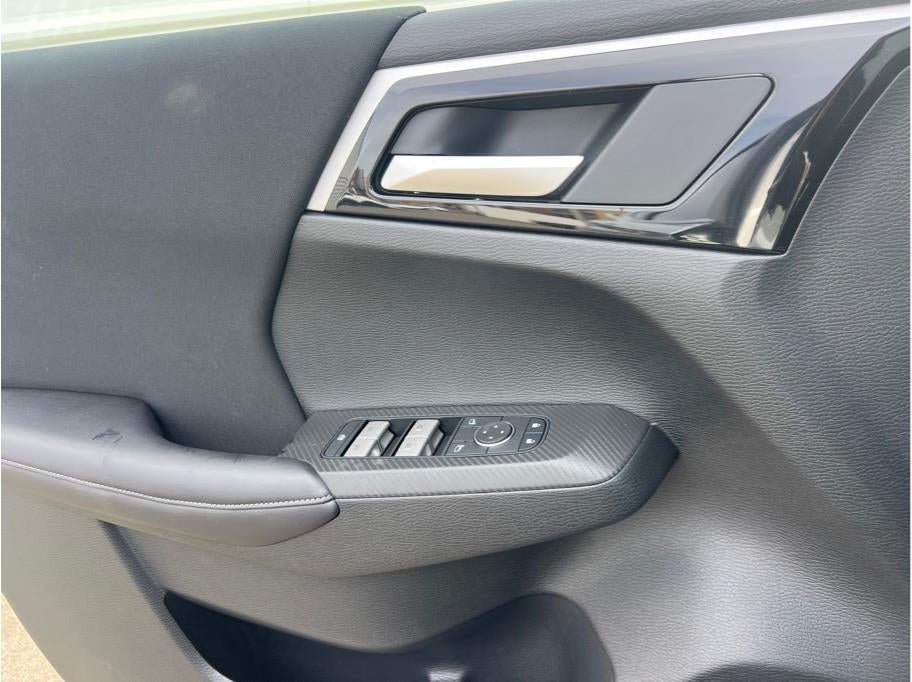 2026 Mitsubishi Outlander ES