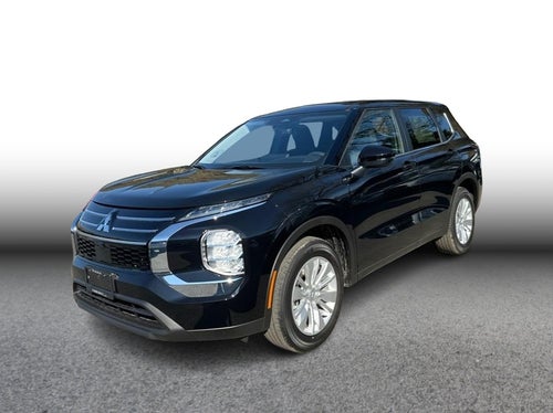 2026 Mitsubishi Outlander ES