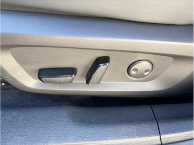 2025 Mitsubishi Outlander SE Sport Utility 4D