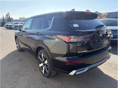 2025 Mitsubishi Outlander SE Sport Utility 4D