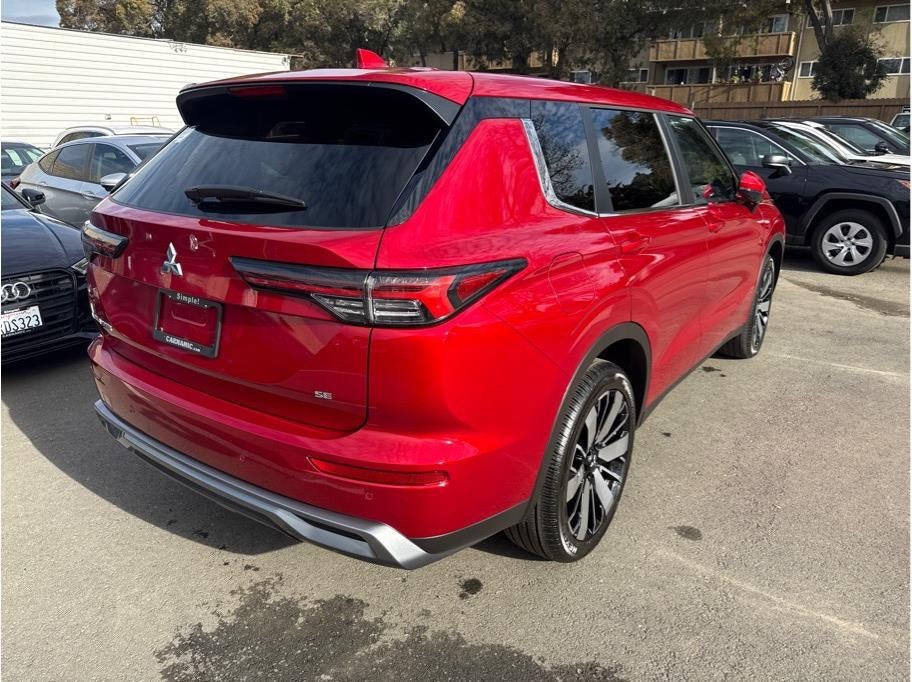 2026 Mitsubishi Outlander SE