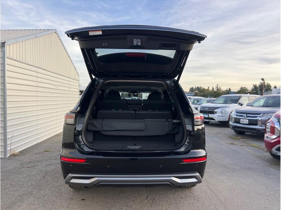 2025 Mitsubishi Outlander SEL