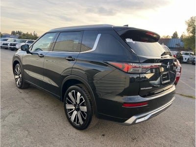 2025 Mitsubishi Outlander SEL