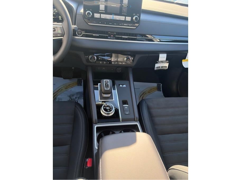 2025 Mitsubishi Outlander PHEV SE Tech Package