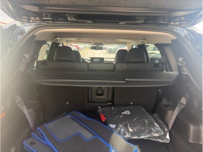 2025 Mitsubishi Outlander PHEV SE