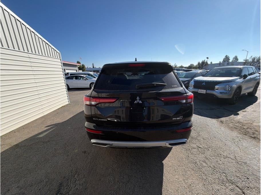 2025 Mitsubishi Outlander PHEV SE Tech Package