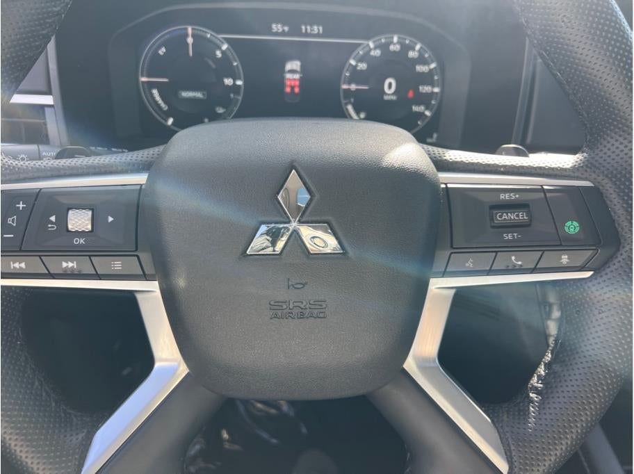 2024 Mitsubishi Outlander PHEV SE Sport Utility 4D