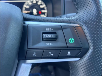 2024 Mitsubishi Outlander PHEV SE Sport Utility 4D