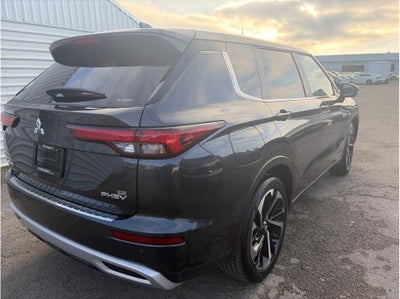 2025 Mitsubishi Outlander PHEV SE Tech Package
