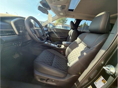 2025 Mitsubishi Outlander PHEV SEL