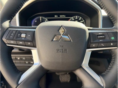 2025 Mitsubishi Outlander PHEV SEL