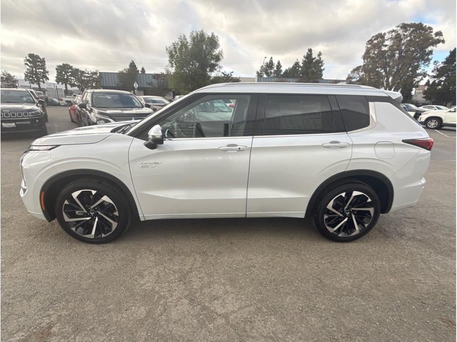 2025 Mitsubishi Outlander PHEV SEL