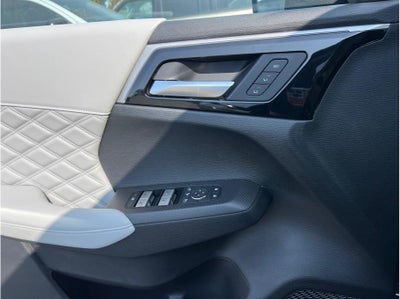 2025 Mitsubishi Outlander PHEV SEL