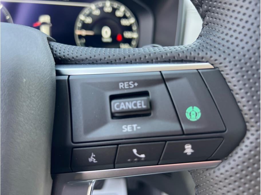 2025 Mitsubishi Outlander PHEV SEL