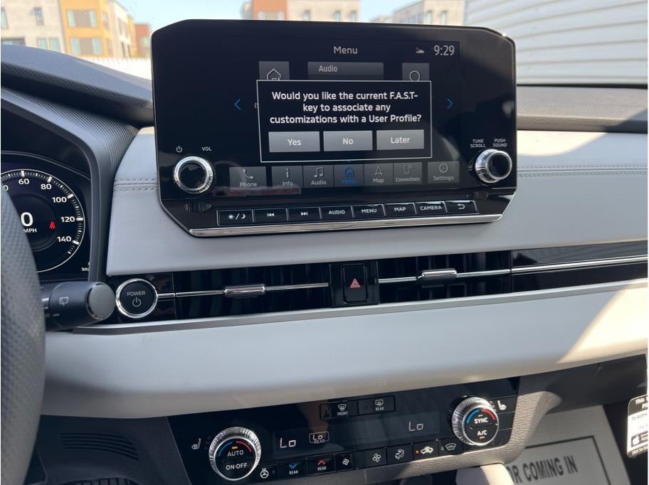 2025 Mitsubishi Outlander PHEV SEL