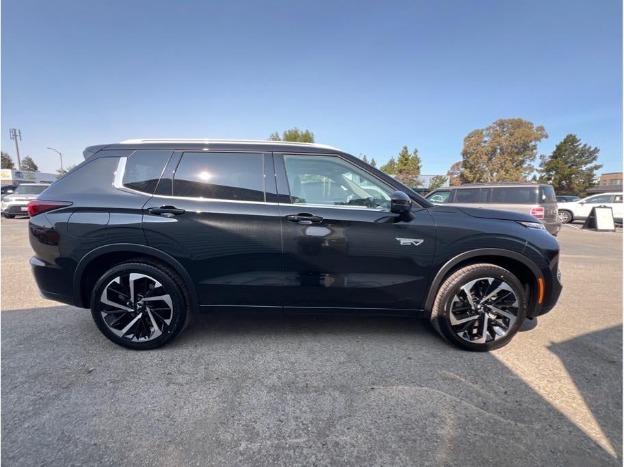 2025 Mitsubishi Outlander PHEV SEL