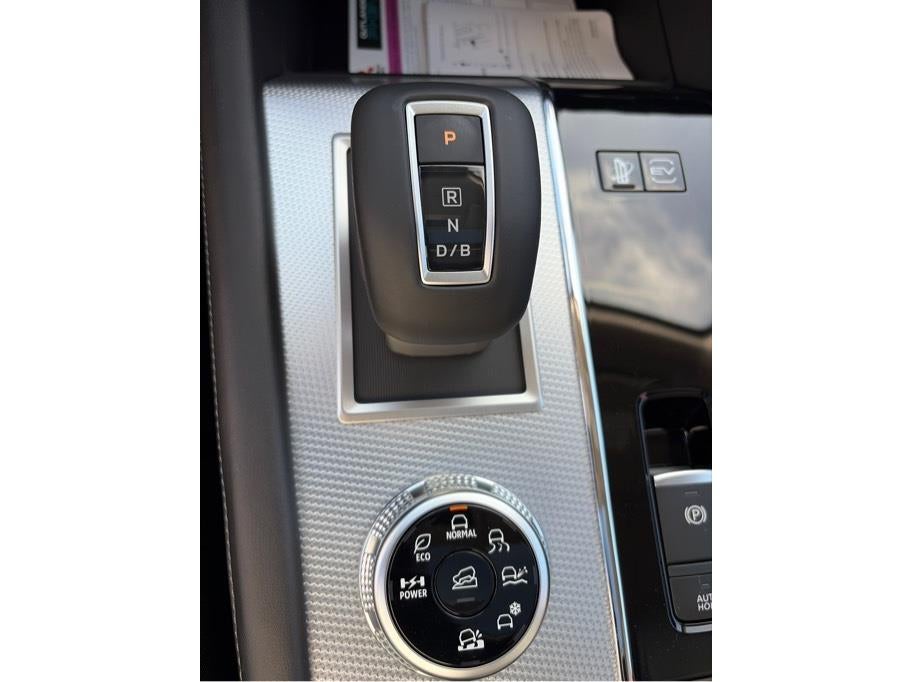 2025 Mitsubishi Outlander PHEV SEL