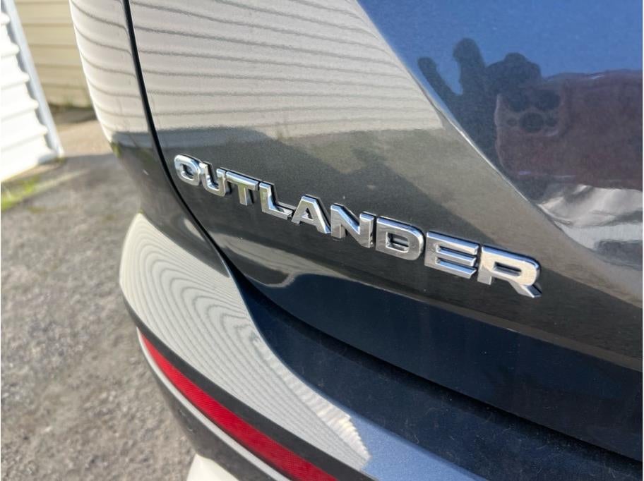 2025 Mitsubishi Outlander PHEV SEL