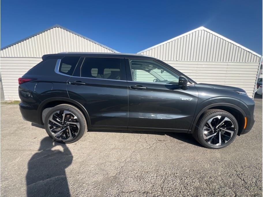 2025 Mitsubishi Outlander PHEV SEL